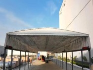 活动现场使用移动伸缩推拉棚具有诸多好处